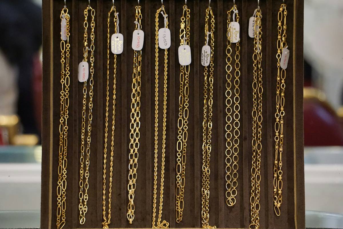 Scrap Gold Basic What Has In: A No-BS Guide to Knowing Exactly What’s in Your Old Jewelry